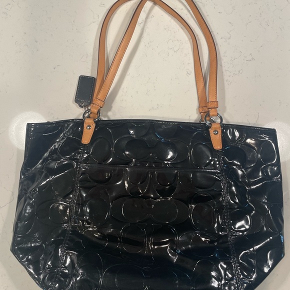 Vintage coach patent leather shoulder tote bag - Picture 3 of 12